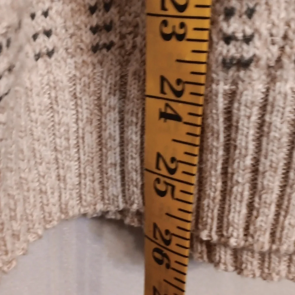 Roundtree & Yorke Men's Cream Sweater Size L